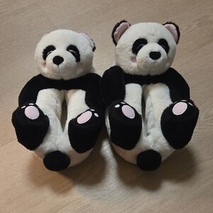 Panda Slippers Sizes 11 To 12 Womens